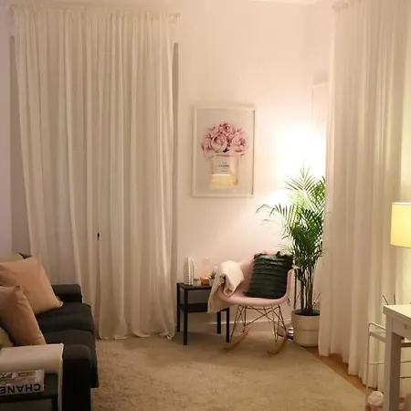 Διαμέρισμα Center Lovely